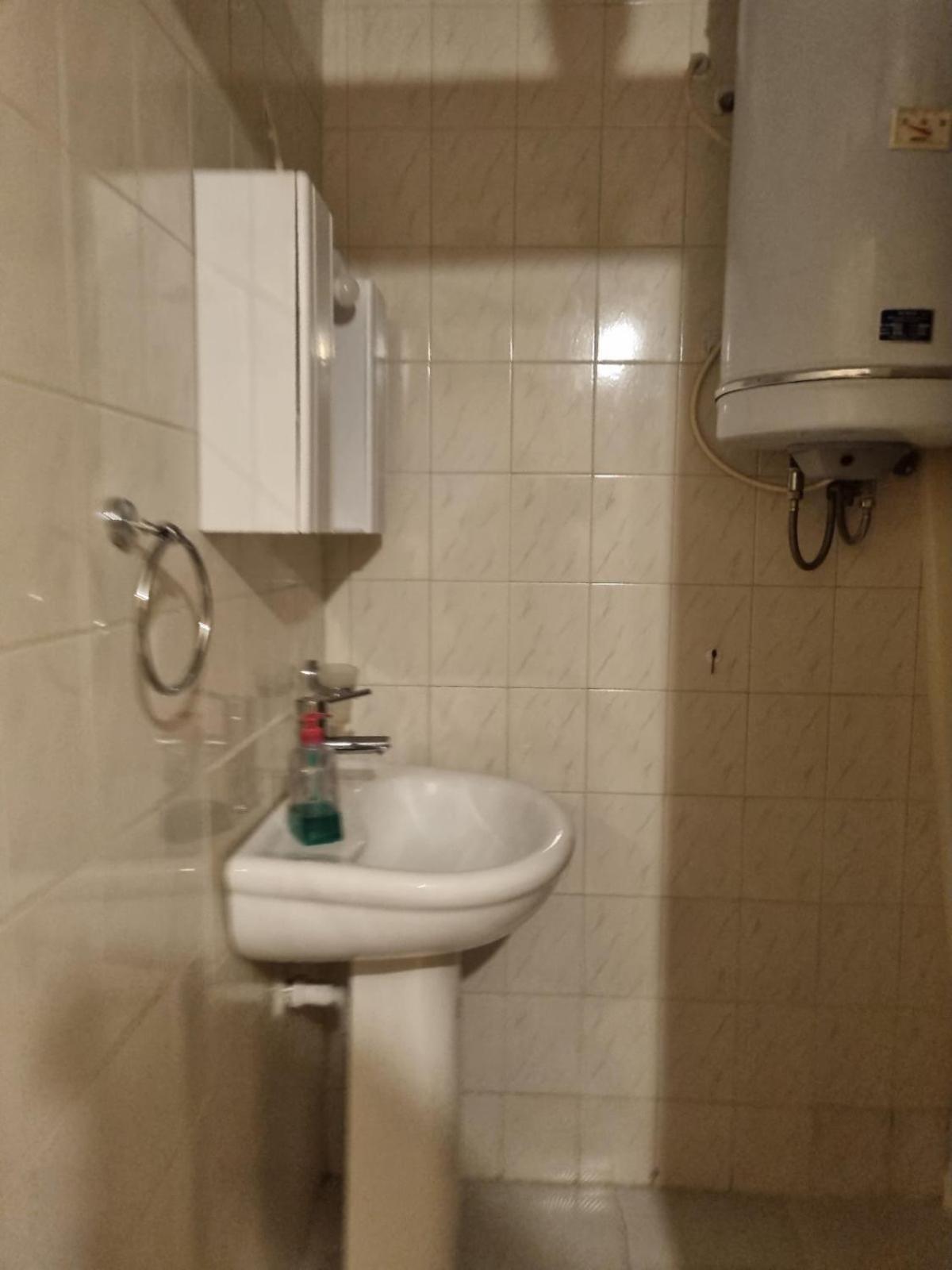 Κεντρικό, Άνετο Και Ζεστό Διαμέρισμα 卡梅纳维洛拉 外观 照片